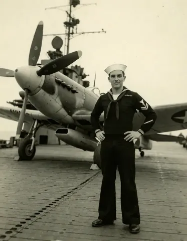 Vintage sailor and aircraft — Vintage sailor and aircraft. Natural photographic detail, balanced composition, expressive light and clear subject separation. Create a new…